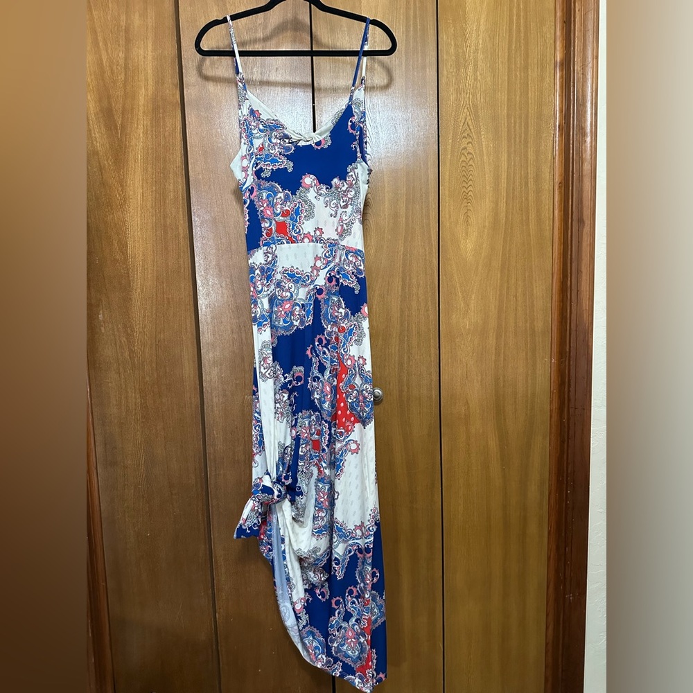 VENUS summery Blue and White Paisley Asymmetrical Maxi Dress